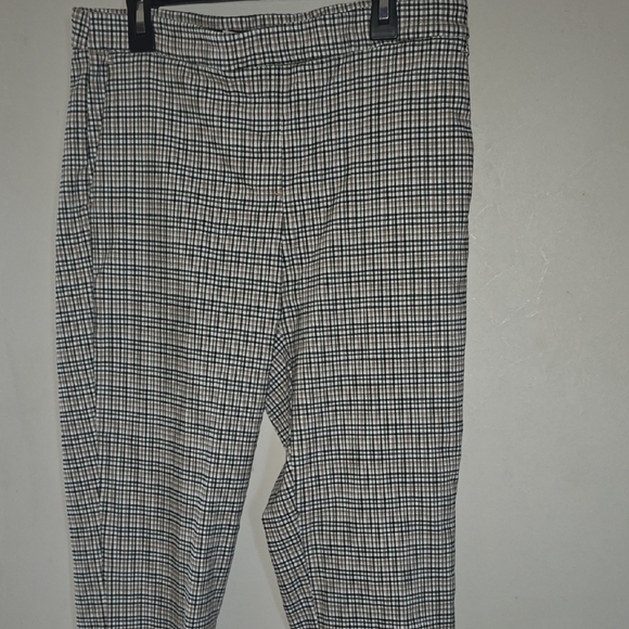 High Waist Black and White Checkered Trousers - Picture 3 of 5
